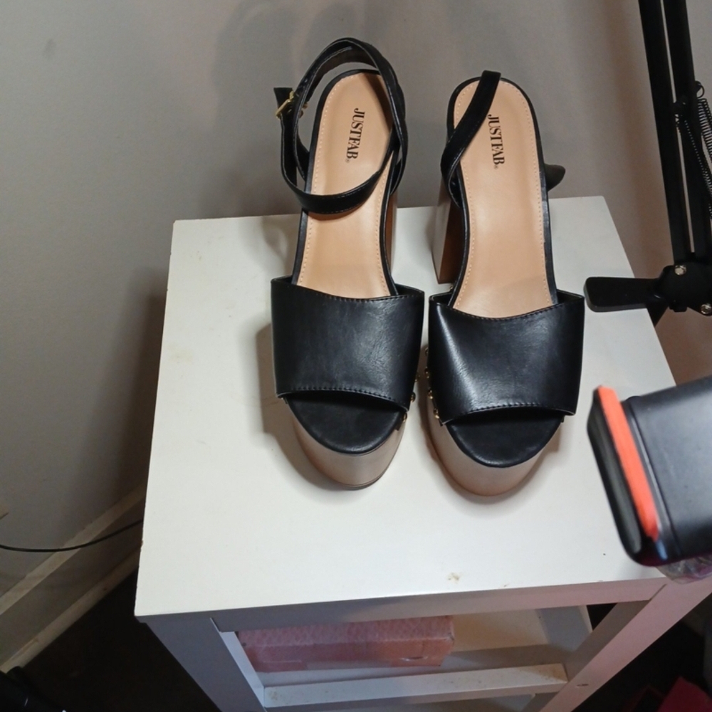 JustFab Black Platform Wedge Sandals